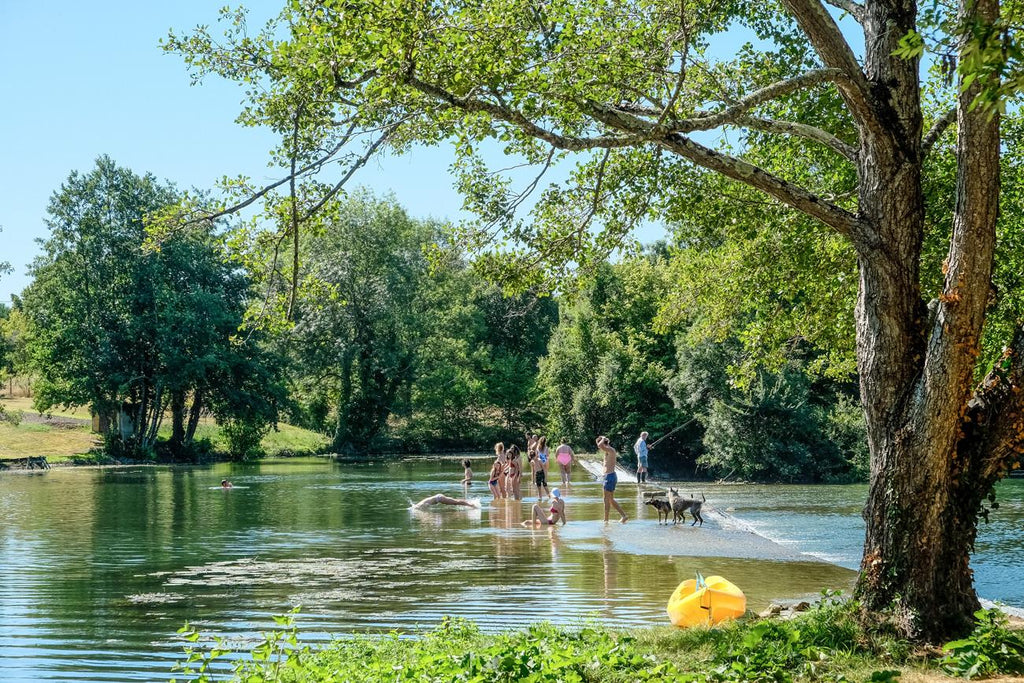 Wild Swimming Frankreich